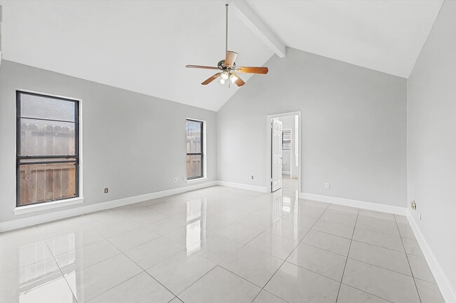 Building Photo - 7223 Mission Ct Dr