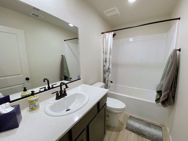 Building Photo - 4188 Adobe Ct