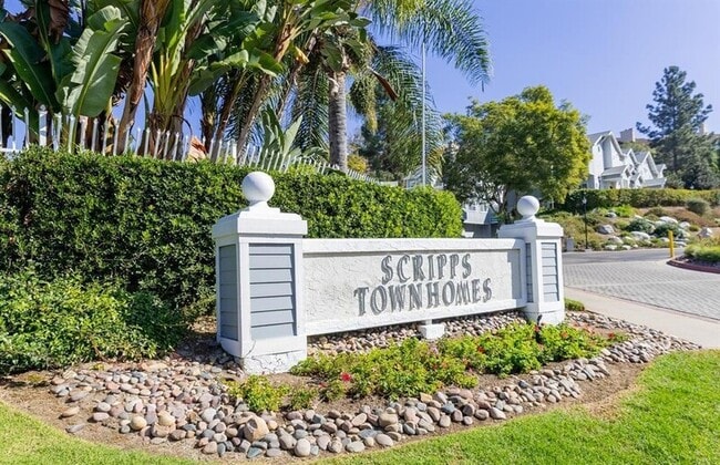 Building Photo - 9980 Scripps Vista Way