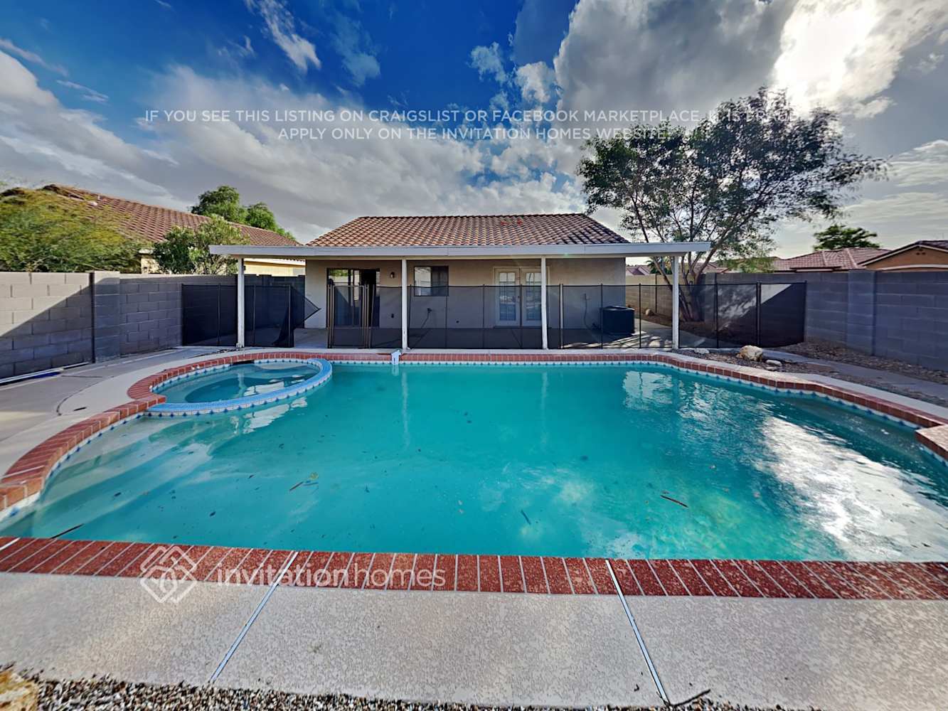 Building Photo - 10424 E Balsam Ave