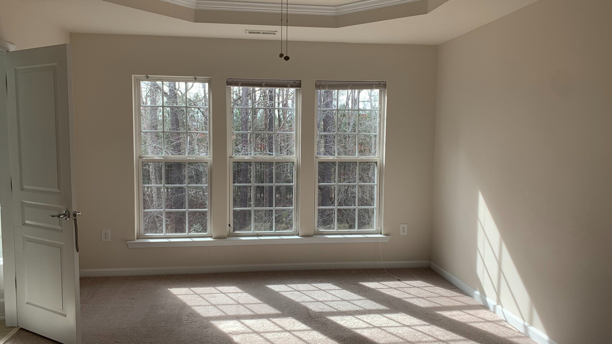 Building Photo - Room in Townhome on Macedonia Lake Dr