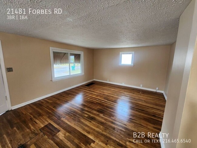 Building Photo - 21481 Forbes Rd