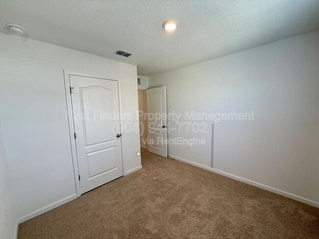 Building Photo - 56 Sage Br St