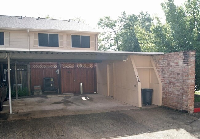 Building Photo - 5801 Lumberdale Rd