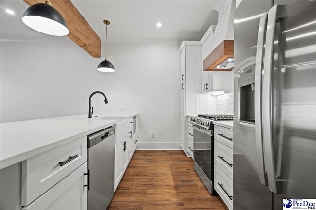 Building Photo - 1302 Twelve Oaks Ln