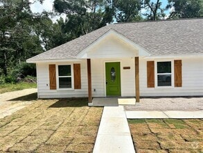 Building Photo - 15542 Towerwood Dr