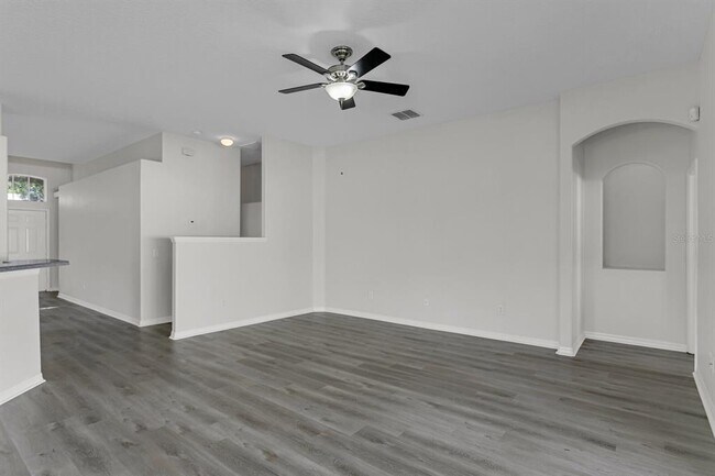 Building Photo - 15412 Montilla Loop