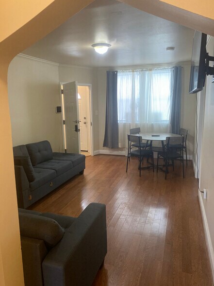 Building Photo - 4309 Norfolk Ave