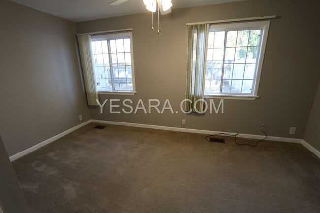 Building Photo - 2 Bedroom 1 Bath House