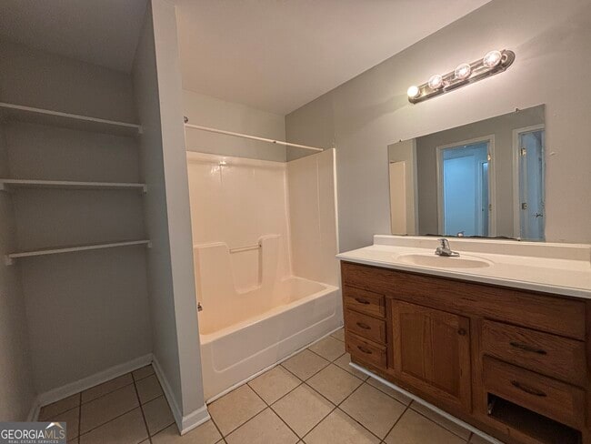 Building Photo - 1451 Prospect Rd