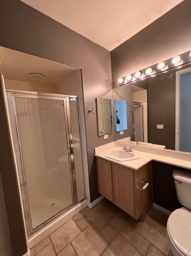 Building Photo - Condo on TPC Summerlin golf course! $2250/...