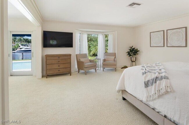 Building Photo - 1060 Galleon Dr