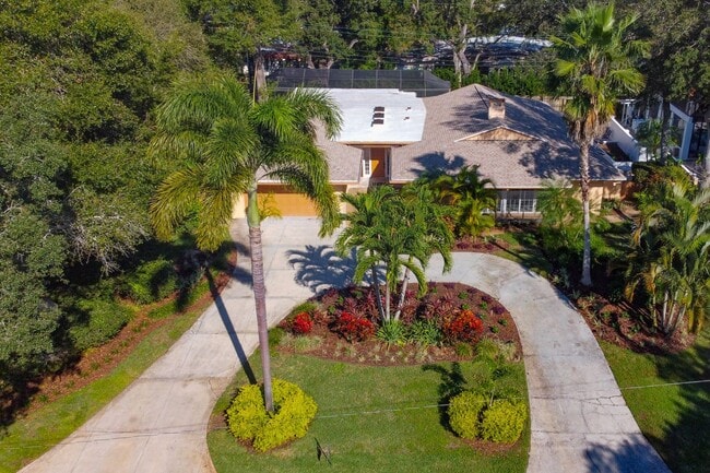 Building Photo - 1247 Monticello Blvd N