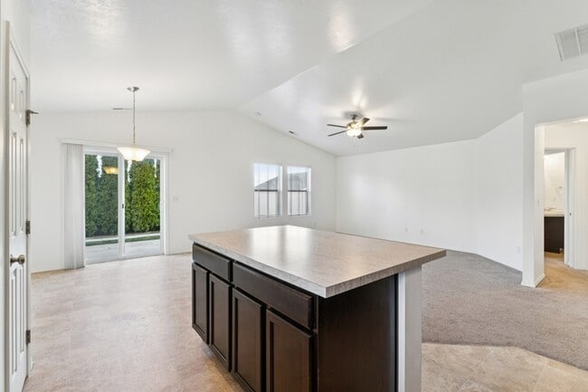 Building Photo - 11416 W Colorado River St