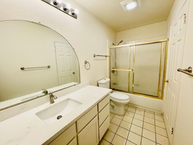 Building Photo - 55-57 S. 33rd Street