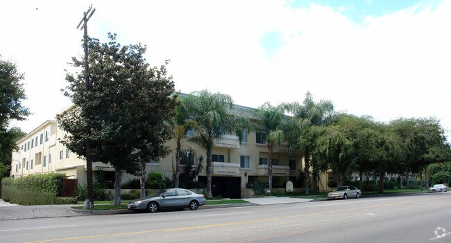 Primary Photo - Riverside Regency
