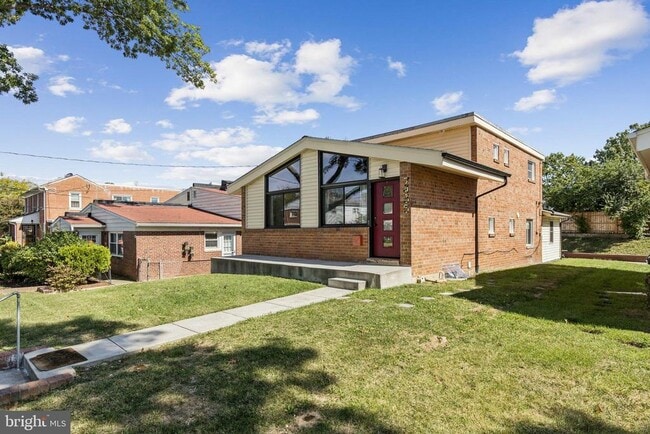 Primary Photo - 7435 8th St NW