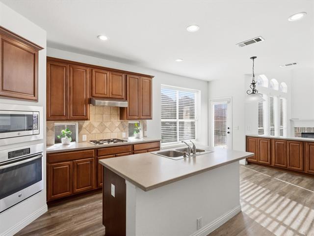 Building Photo - 11039 Sonterra Ln