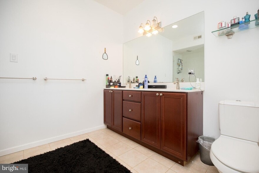 Building Photo - 4513 Silverwood St