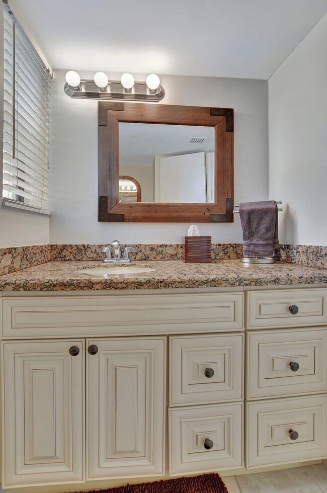 Building Photo - 5901 Camino Del Sol