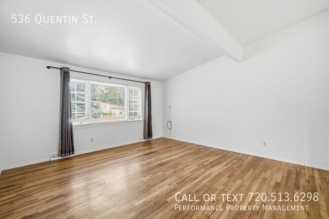 Building Photo - 536 Quentin St