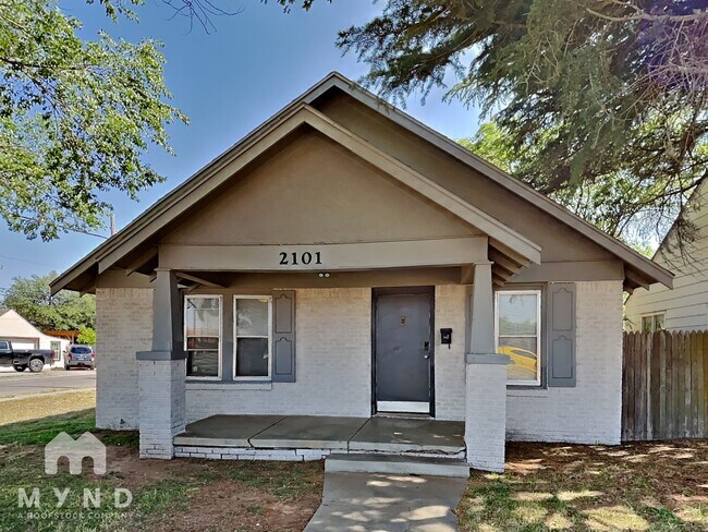 Building Photo - 2101 22nd St