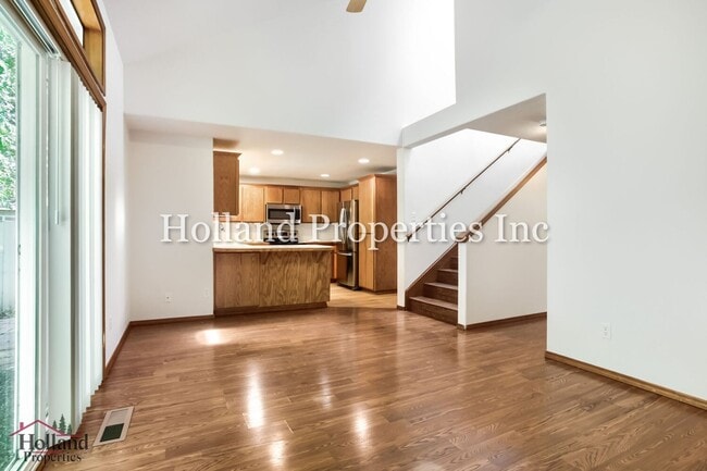 Building Photo - 18215 SW Longacre St