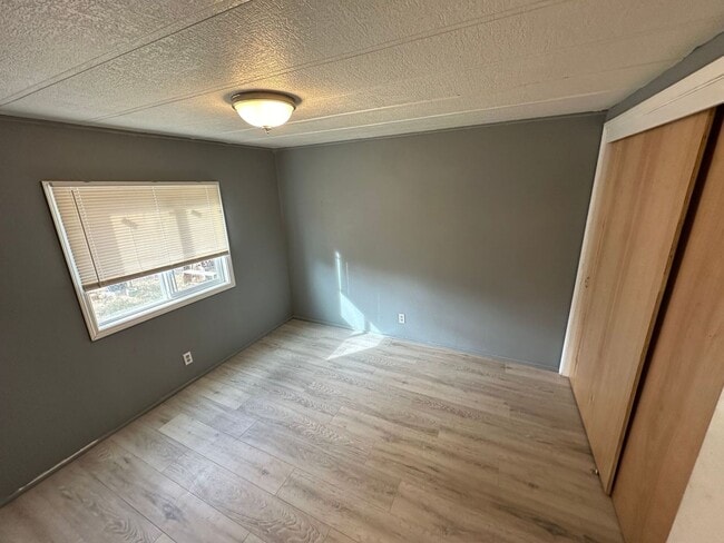 Building Photo - 1546 Gary St