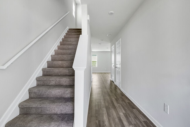 Building Photo - 728 Wayfinder Run