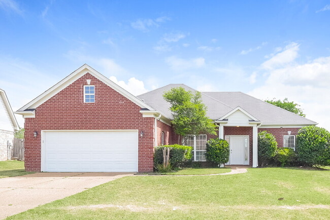 Building Photo - 8426 Linda Shore Cove