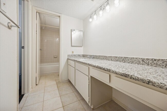 Building Photo - 2120 El Paseo St