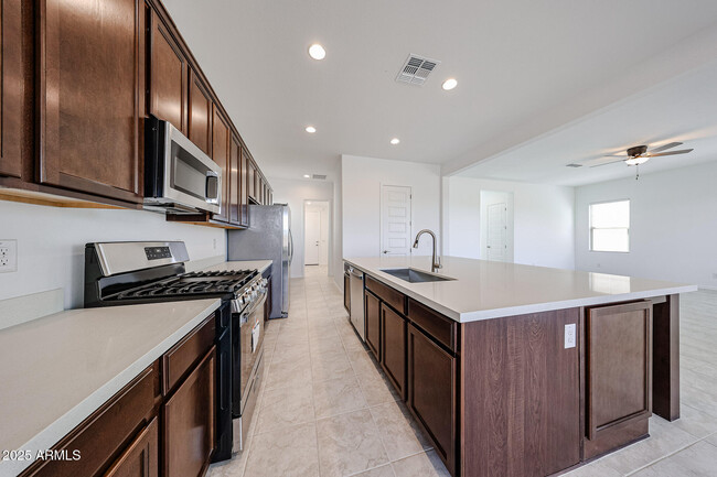 Building Photo - 25076 N 77th Dr