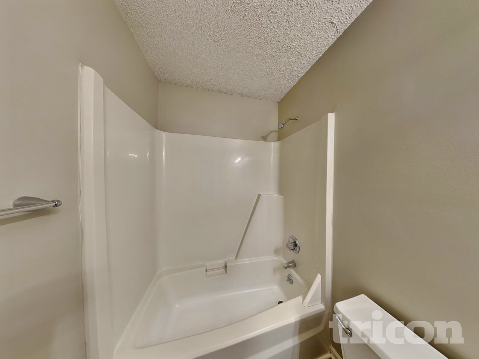 Building Photo - 216 Netherland Dr