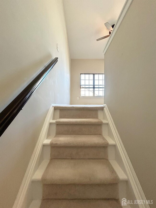 Building Photo - 3108 Vroom Dr