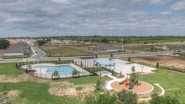 Building Photo - 4 BR + STUDY/ 3 BA in Seguin - 2042 SF One...