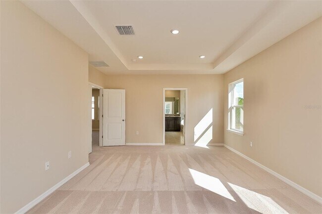 Building Photo - 5215 Tannin Ln
