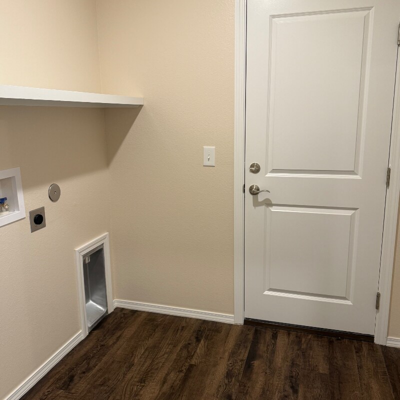 Building Photo - 10408 Admire St