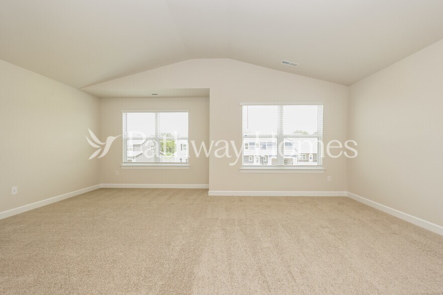 Building Photo - 3514 Quintana Dr