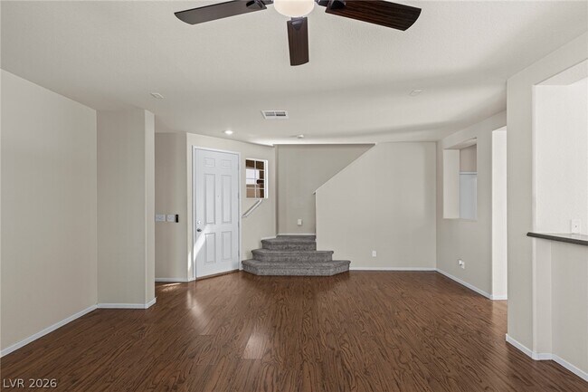 Building Photo - 719 Quayside Ct