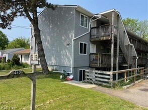 Building Photo - 480 Massillon Rd