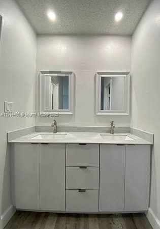 Building Photo - 2441 SW 124th Ave