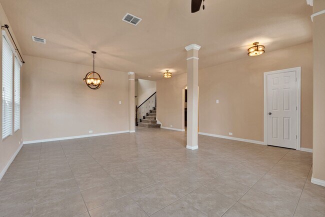 Building Photo - 3303 Cherokee Cove