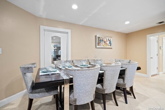 Building Photo - 29 The Grasslands