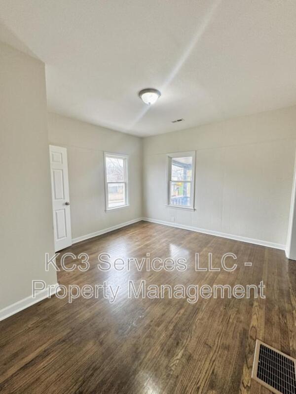 Building Photo - 129 Brooklyn Ave