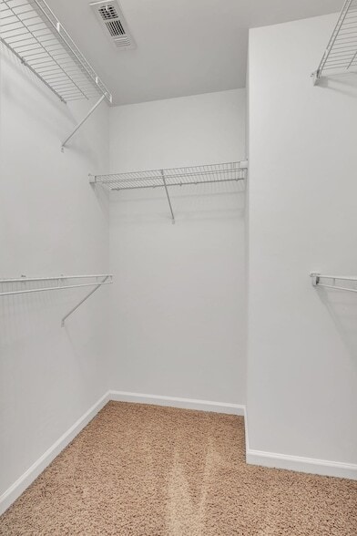 Building Photo - 282 Killian Way