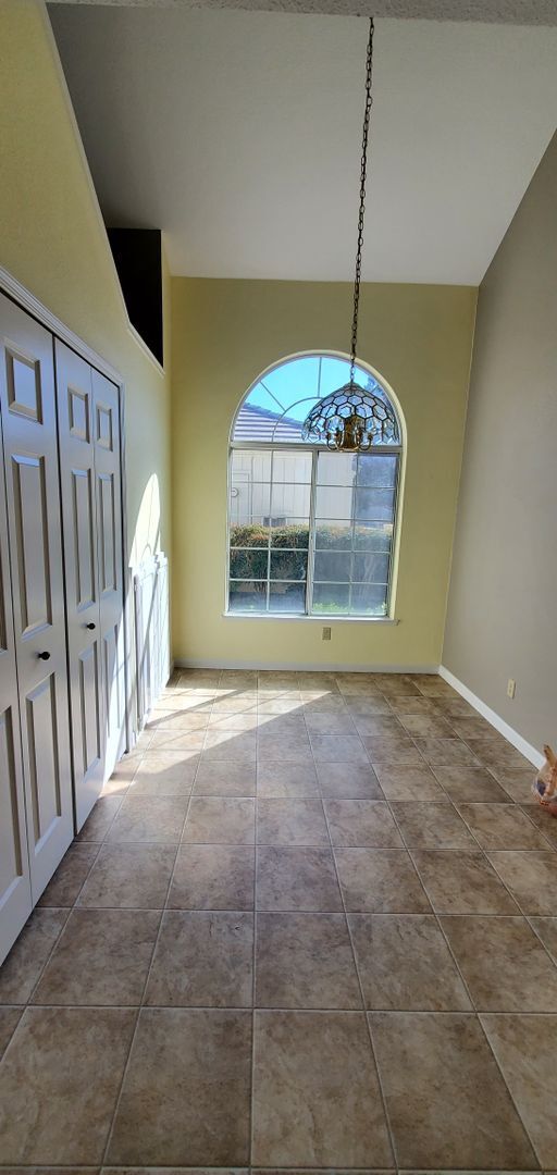 Building Photo - Modesto Copper Creek Gated Community Beaut...