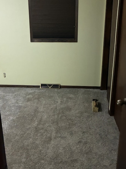 Building Photo - W649 Hillview Dr