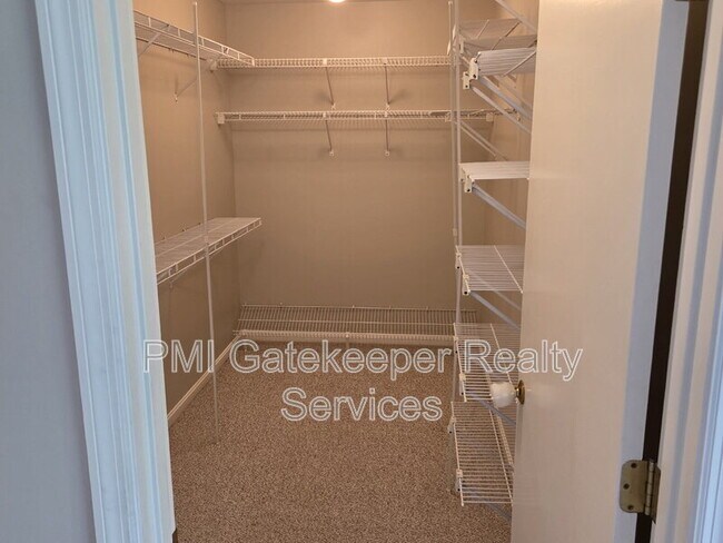 Building Photo - 9834 Chimney Sweep Ln