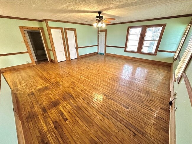 Building Photo - 1694 Old Luling Rd