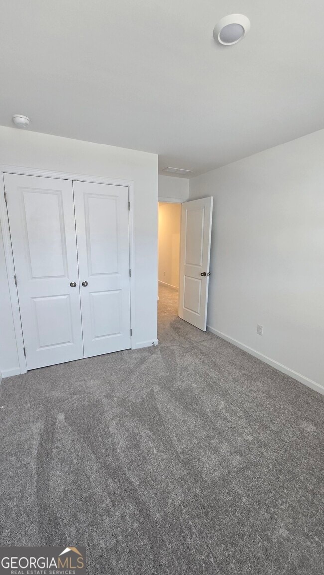 Building Photo - 209 Kenoot Dr